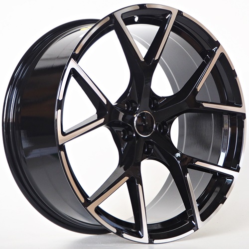 Blade 7,5X17 5X100 ET35 57,1 Gloss Black