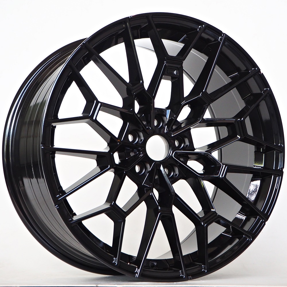 Henry 8,5X20 5X120 ET32 72,6 Black