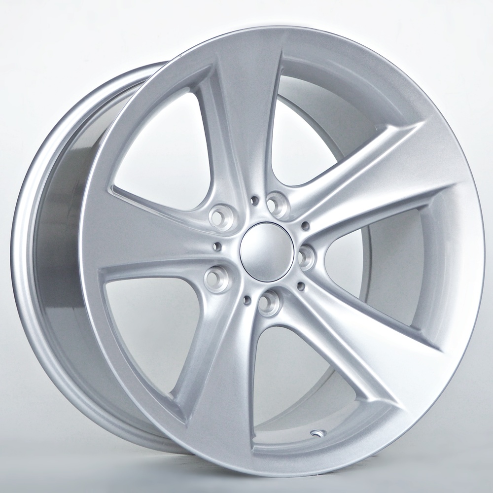 Vortex 9,5X18 5X120 ET14 74,1 Silver